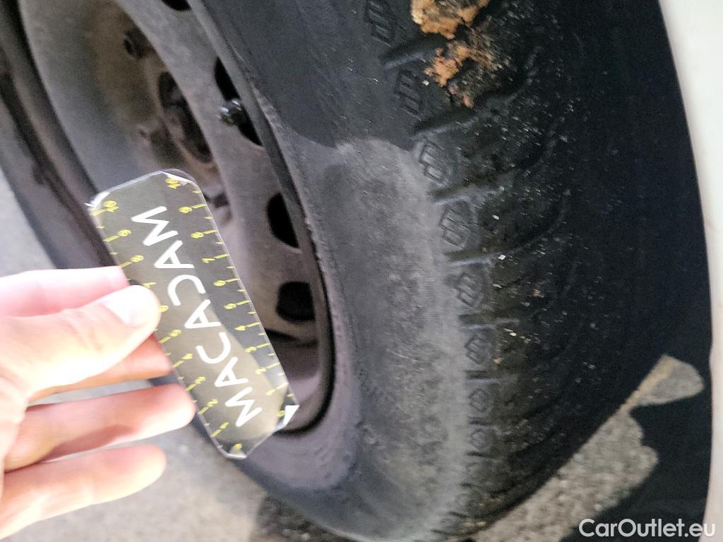  Citroen  Berlingo CITROEN  / 2015 / 3P / furgón derivado de turismo BlueHDi 74KW (100CV) #43