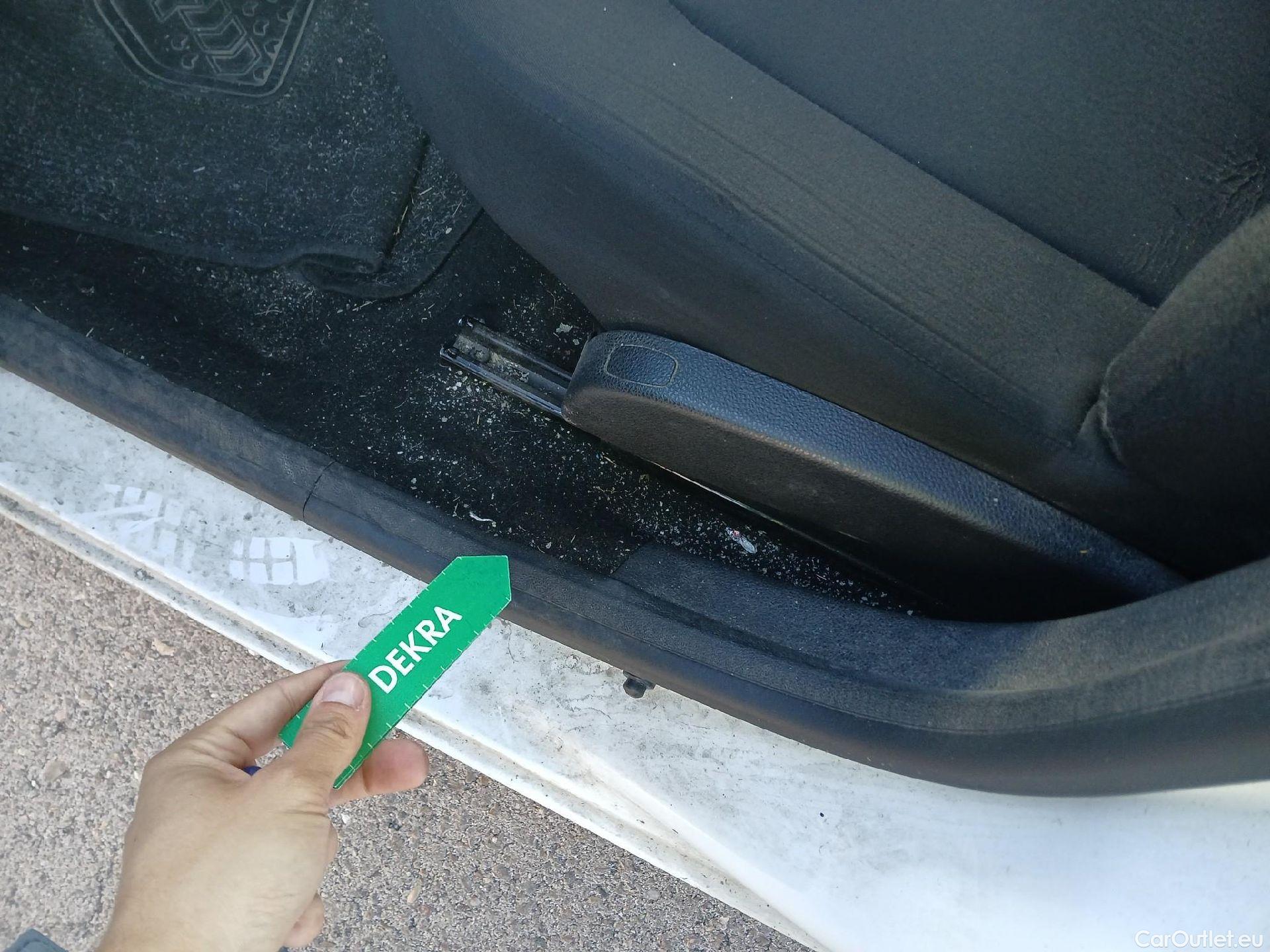  Dacia  Dokker DACIA  VU 4p 1G furgón derivado de Van Ambiance dCi 66kW (90CV) EU6 #34