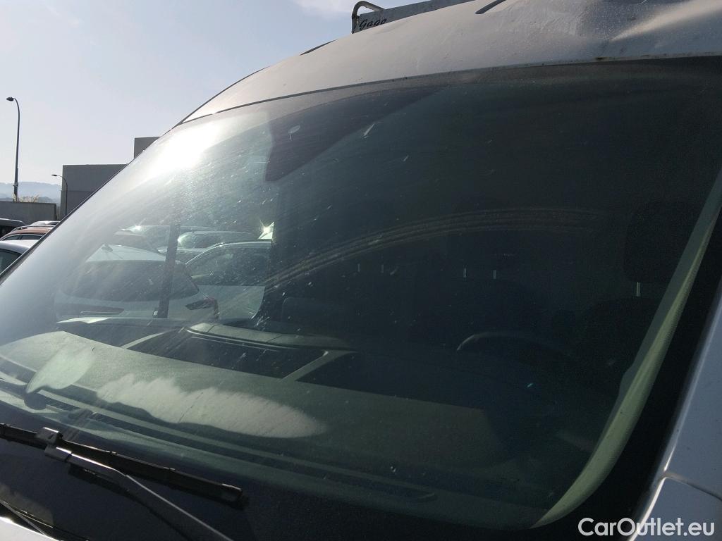 Ford  Transit FORD  / 2013 / 4P / furgón 350 96kW L3H2 Van Trend FWD MHEV #3