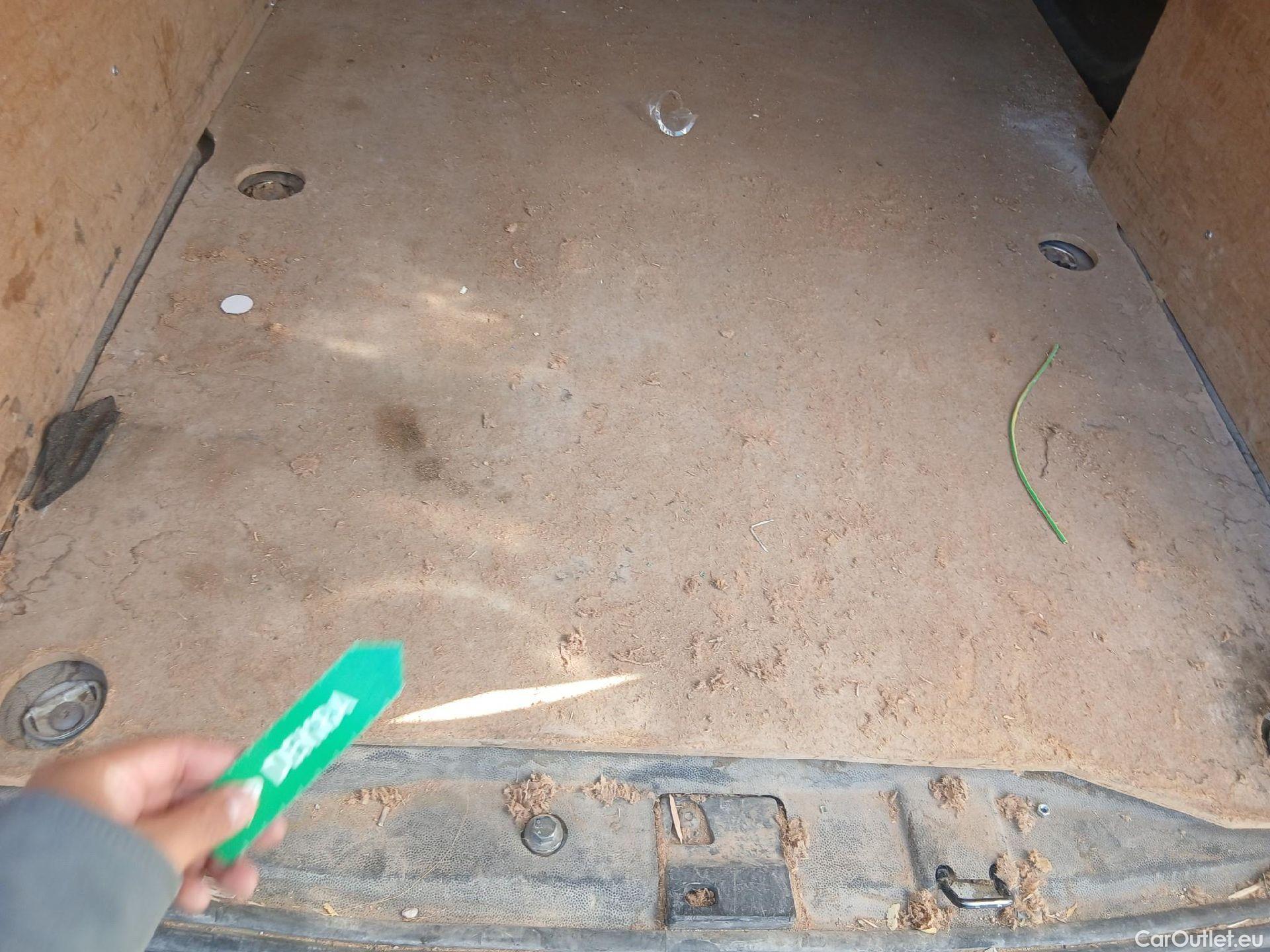  Citroen  Berlingo CITROEN  / 2018 / 3P / furgón derivado de turismo Talla M BlueHDi 100 CONTROL #8