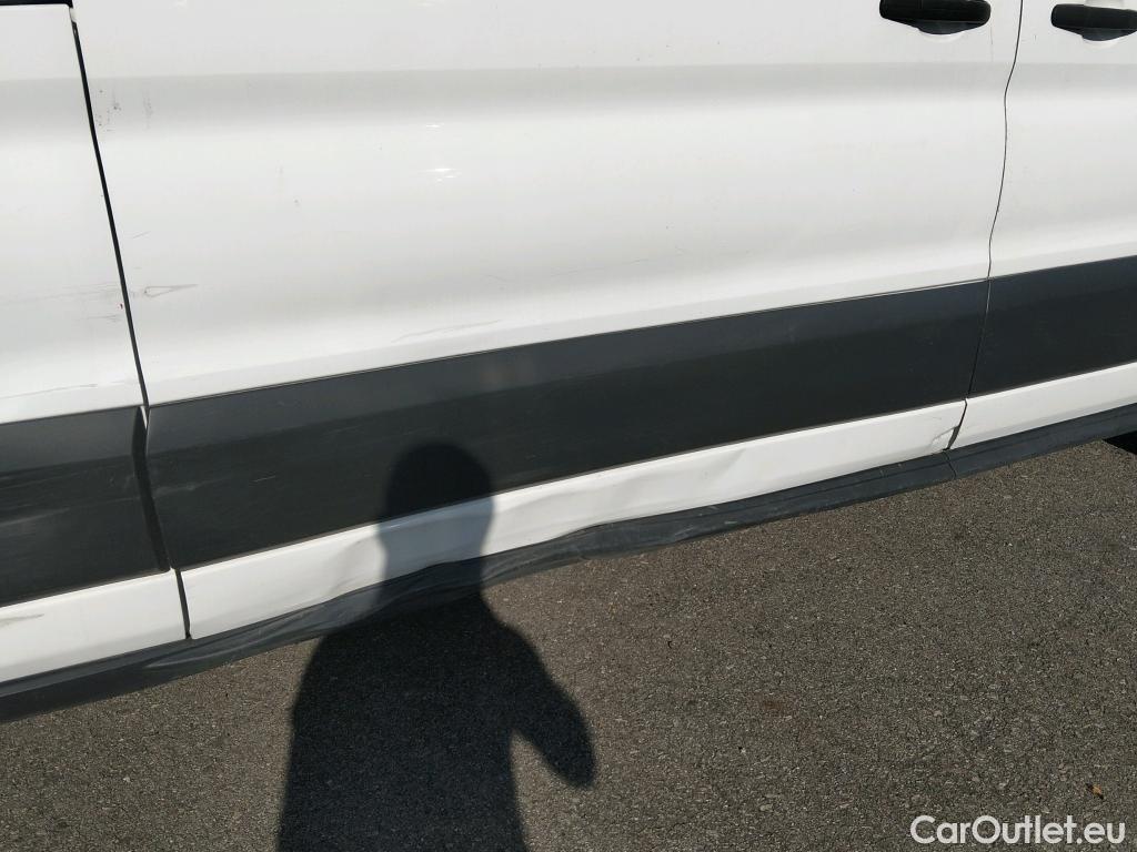 Ford  Transit FORD  / 2013 / 4P / furgón 350 96kW L3H2 Van Trend FWD MHEV #54