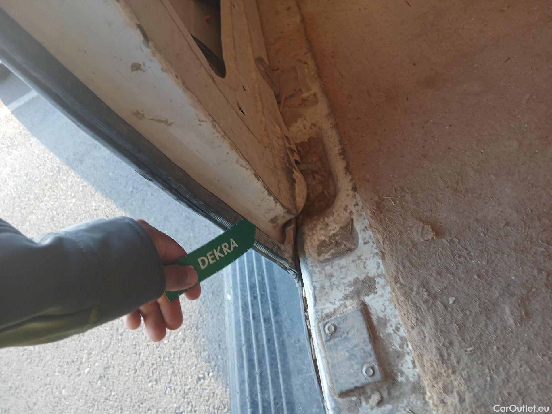  Citroen  Jumper CITROEN  / 2014 / 4P / furgón BlueHDi 88KW (120CV) Furgón 30L1H1 #22