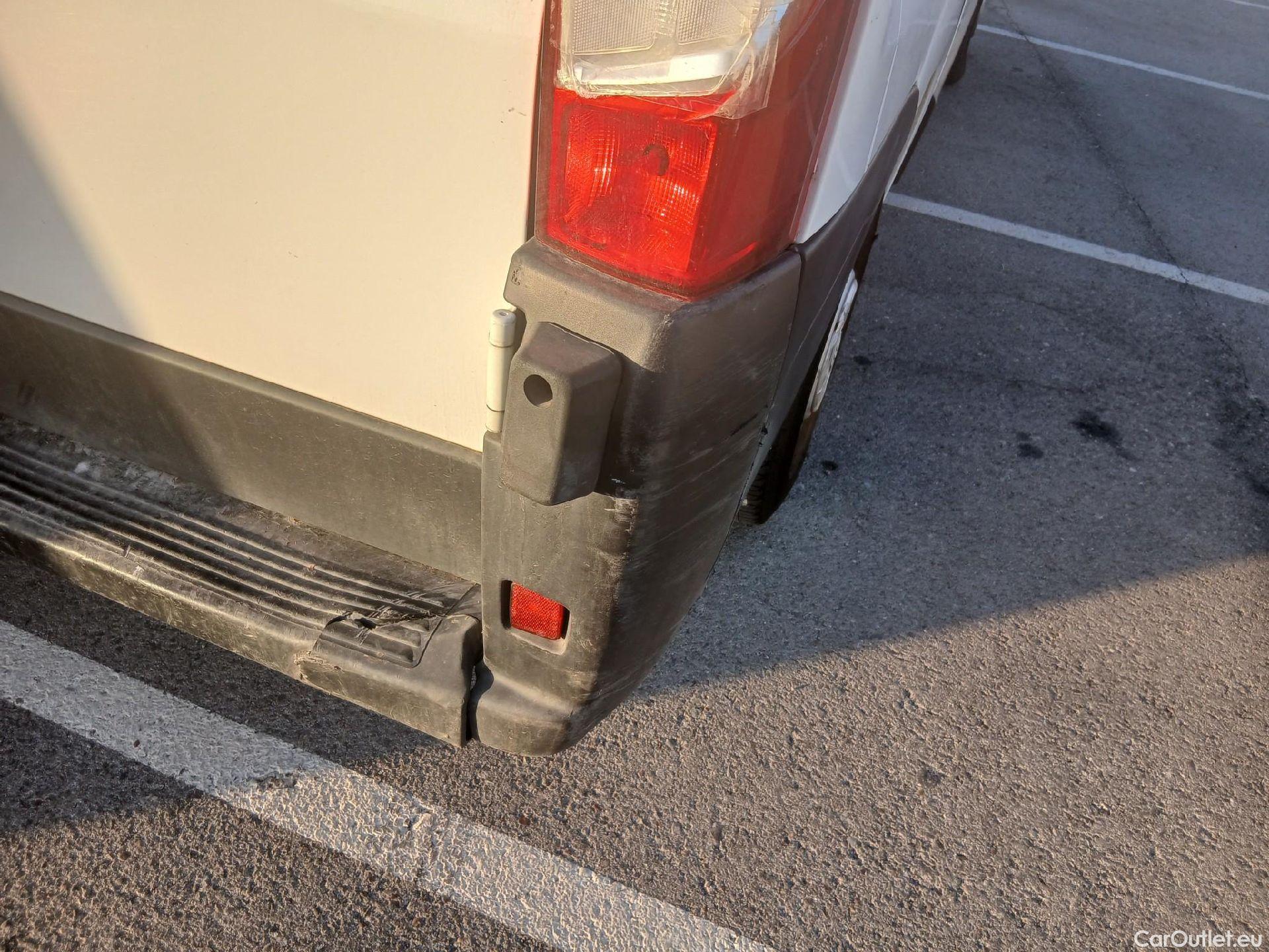  Citroen  Jumper CITROEN  / 2014 / 4P / furgón BlueHDi 88KW (120CV) Furgón 30L1H1 #53