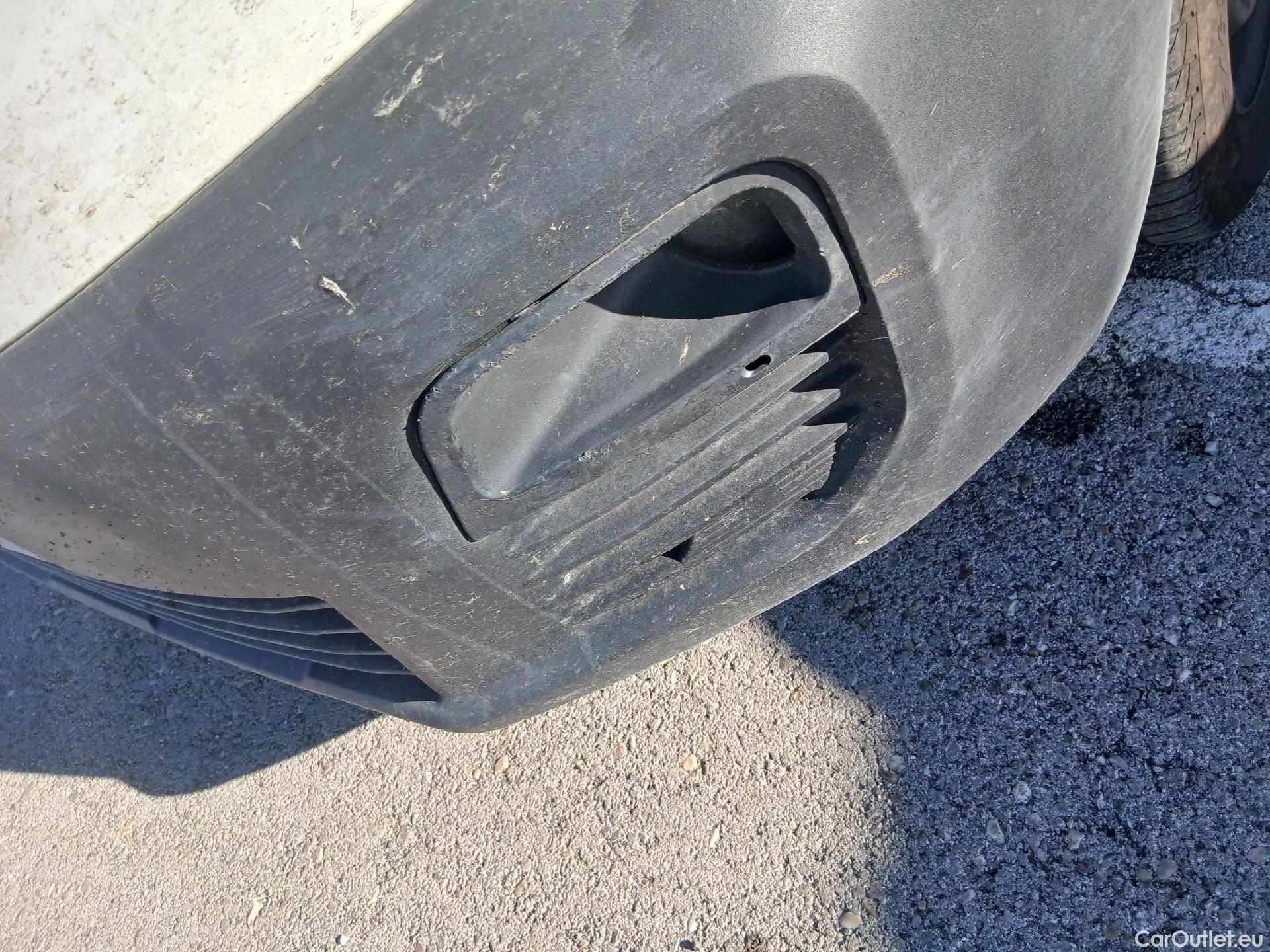  Citroen  Berlingo CITROEN  / 2018 / 3P / furgón derivado de turismo Talla M BlueHDi 100 CONTROL #16