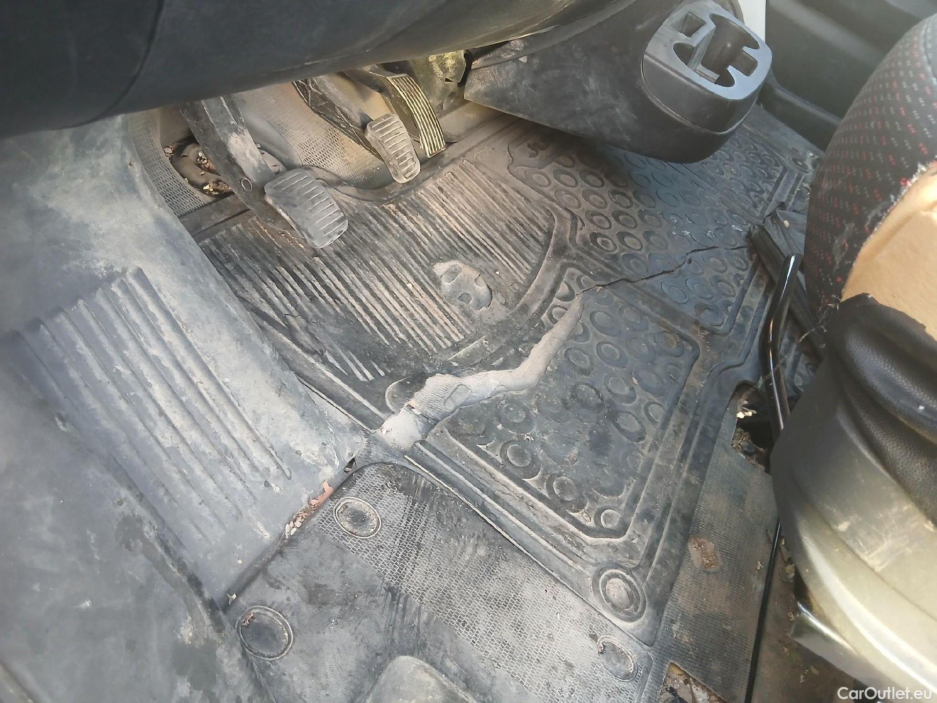  Citroen  Jumper CITROEN  / 2014 / 4P / furgón BlueHDi 88KW (120CV) Furgón 30L1H1 #9