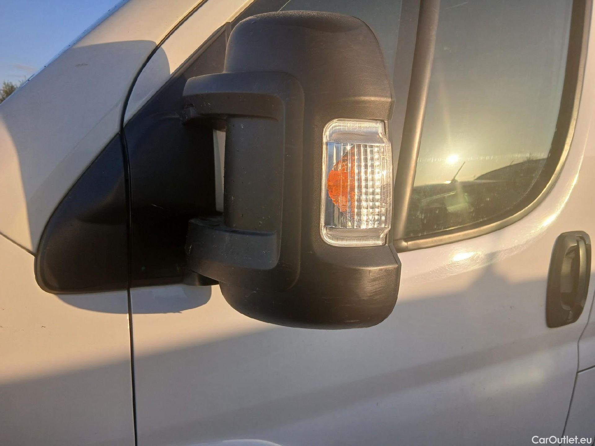  Citroen  Jumper CITROEN  / 2014 / 4P / furgón BlueHDi 88KW (120CV) Furgón 30L1H1 #32