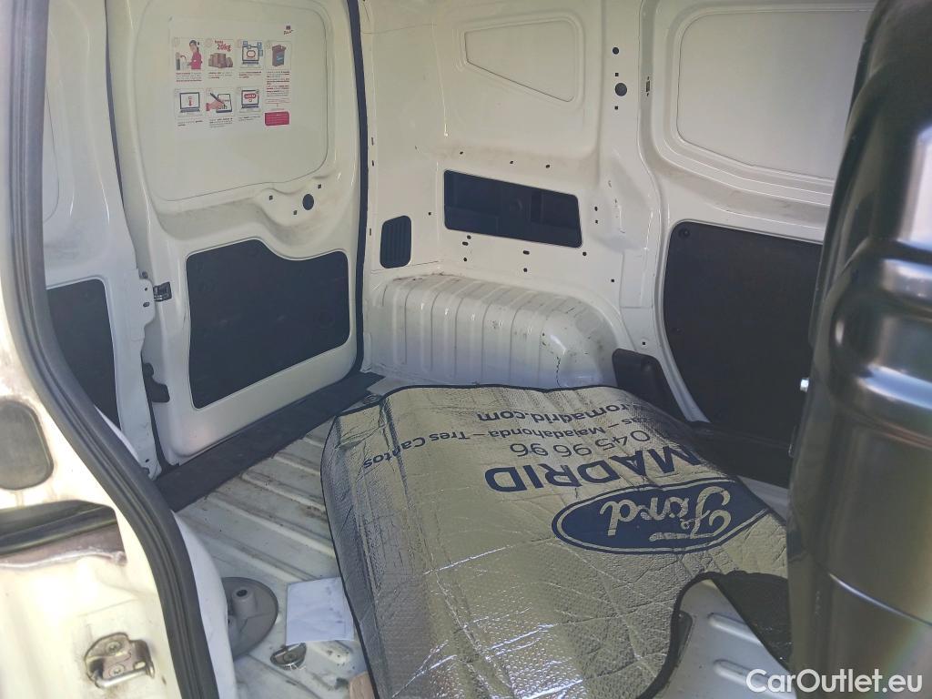 Fiat  Fiorino FIAT  / 2016 / 4P / furgón derivado de turismo Cargo SX N1 1.3 MJet 70 kW (95 CV) #7