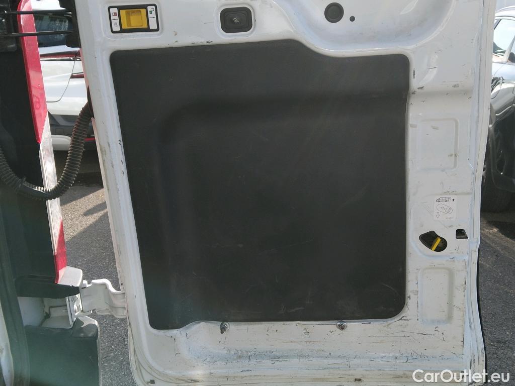 Ford  Transit FORD  / 2013 / 4P / furgón 350 96kW L3H2 Van Trend FWD MHEV #46