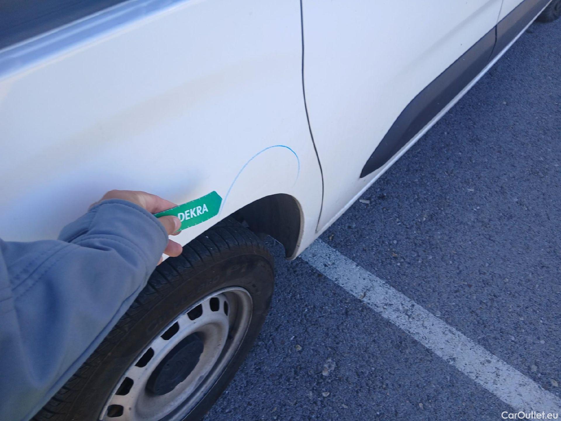  Citroen  Berlingo CITROEN  / 2018 / 3P / furgón derivado de turismo Talla M BlueHDi 100 CONTROL #35