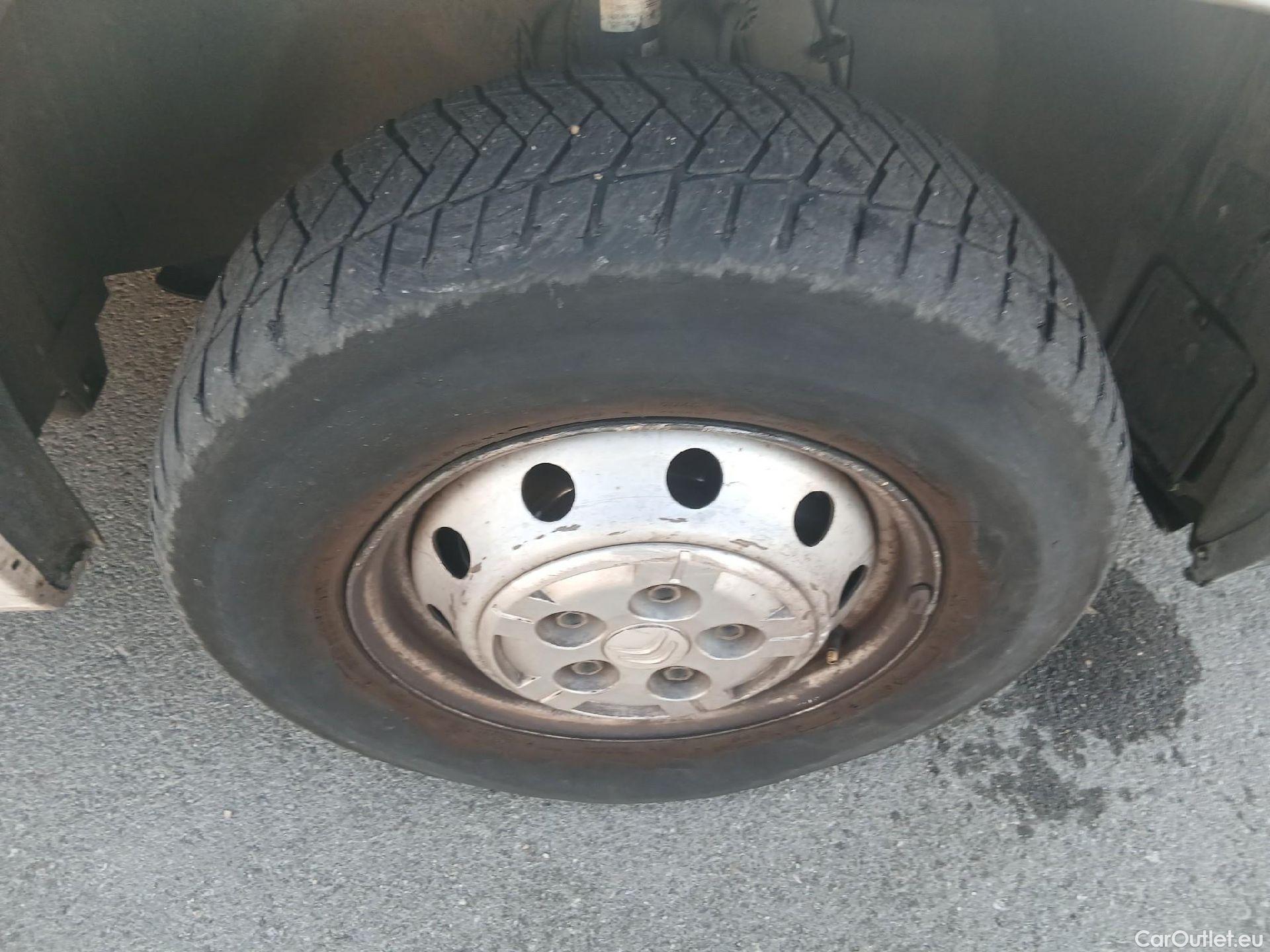  Citroen  Jumper CITROEN  / 2014 / 4P / furgón BlueHDi 88KW (120CV) Furgón 30L1H1 #4