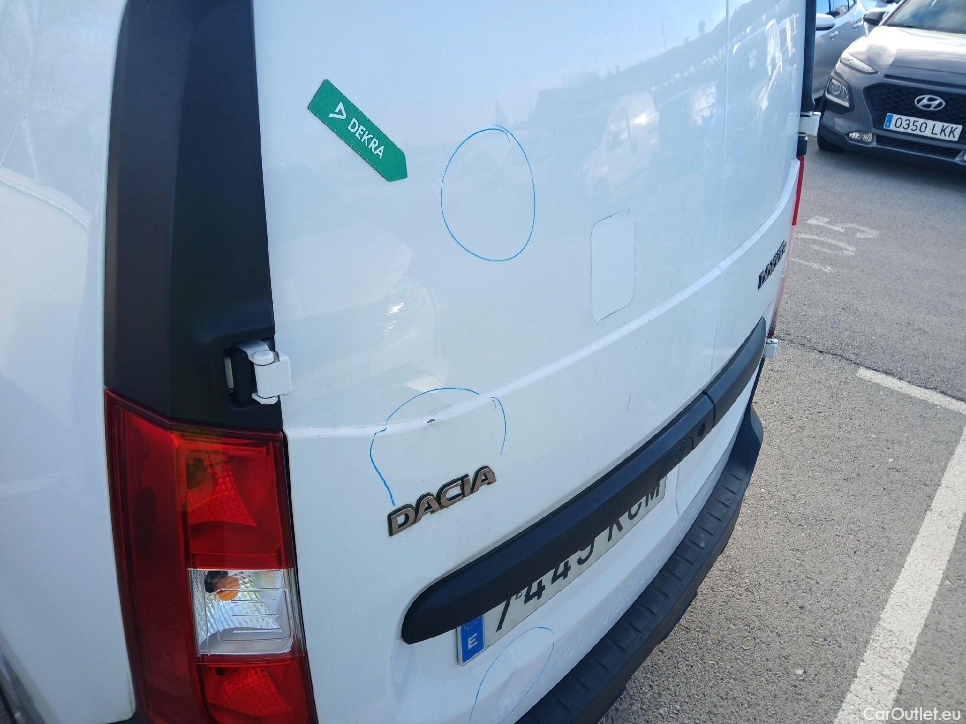  Dacia  Dokker DACIA  VU 4p 1G furgón derivado de Van Ambiance dCi 66kW (90CV) EU6 #16