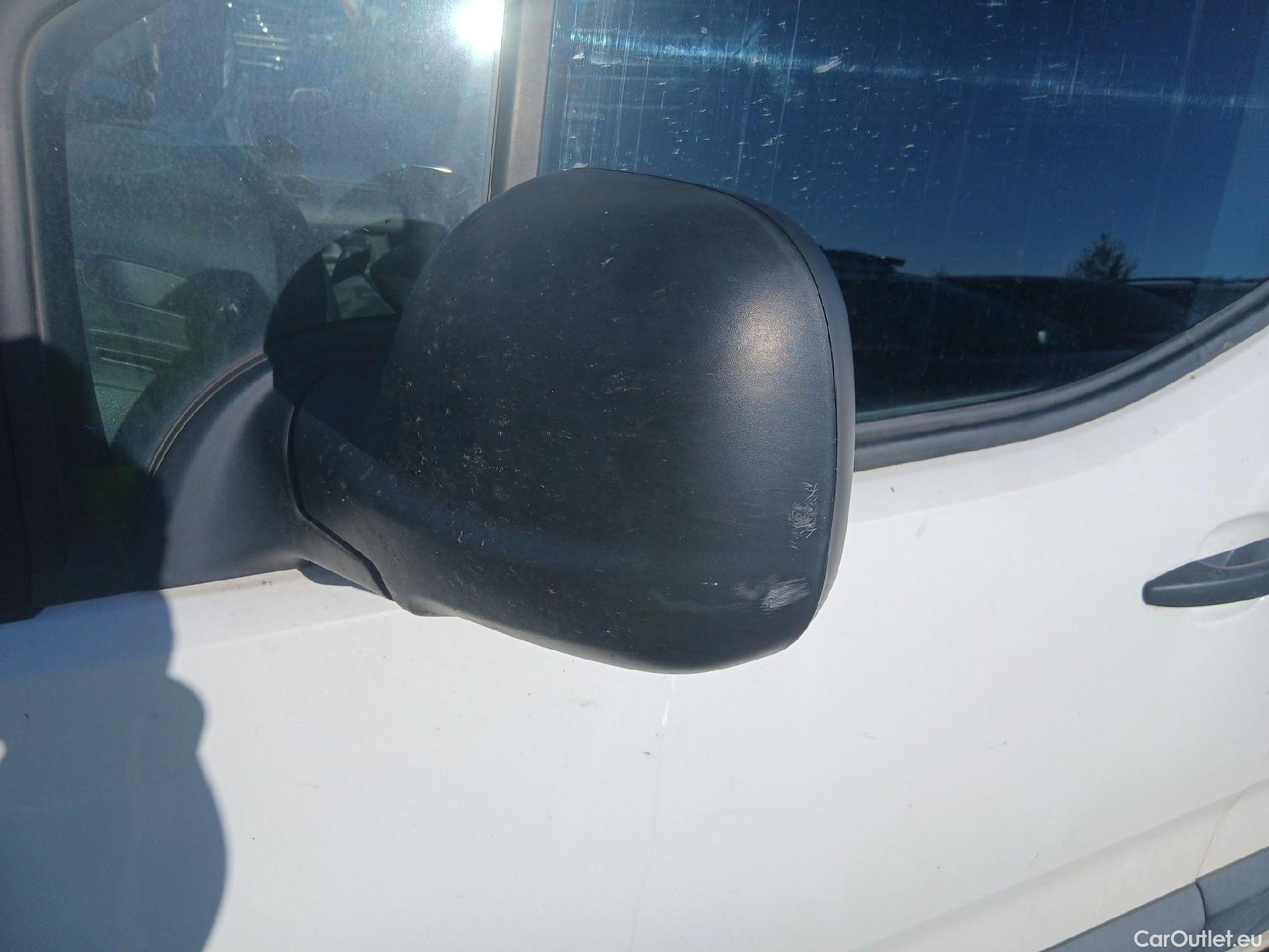  Citroen  Berlingo CITROEN  / 2018 / 3P / furgón derivado de turismo Talla M BlueHDi 100 CONTROL #23