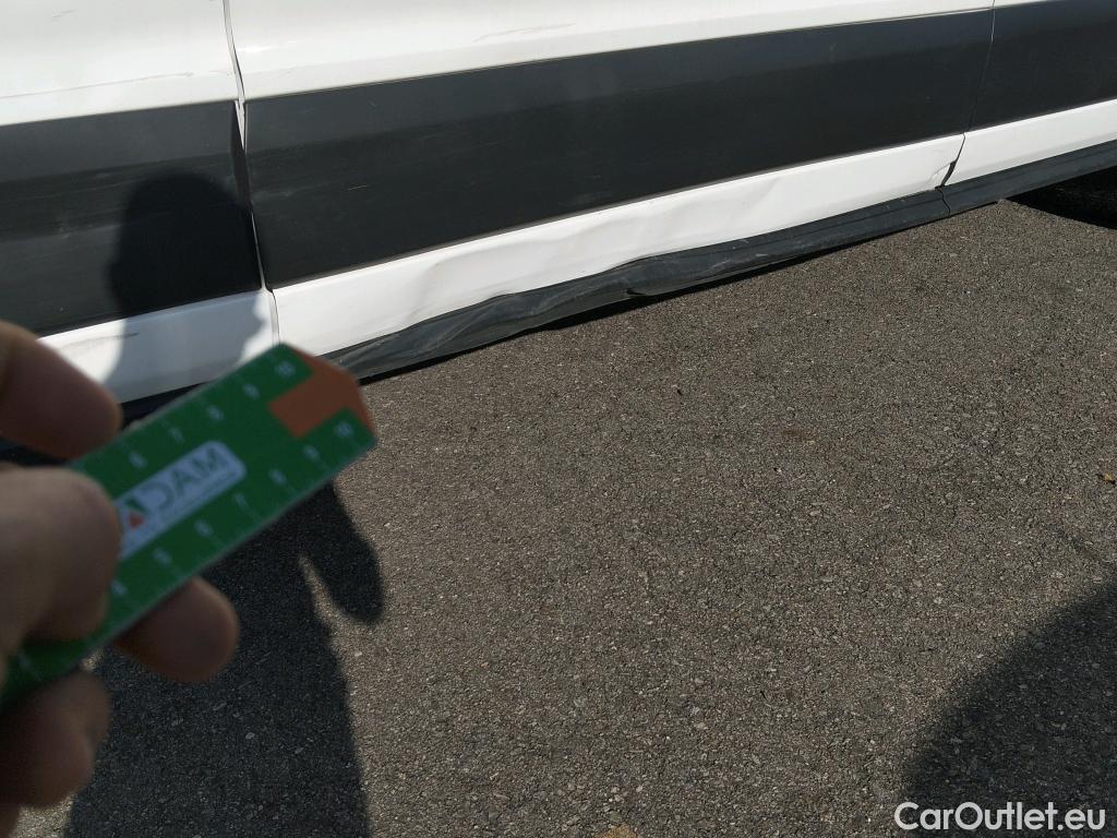 Ford  Transit FORD  / 2013 / 4P / furgón 350 96kW L3H2 Van Trend FWD MHEV #25