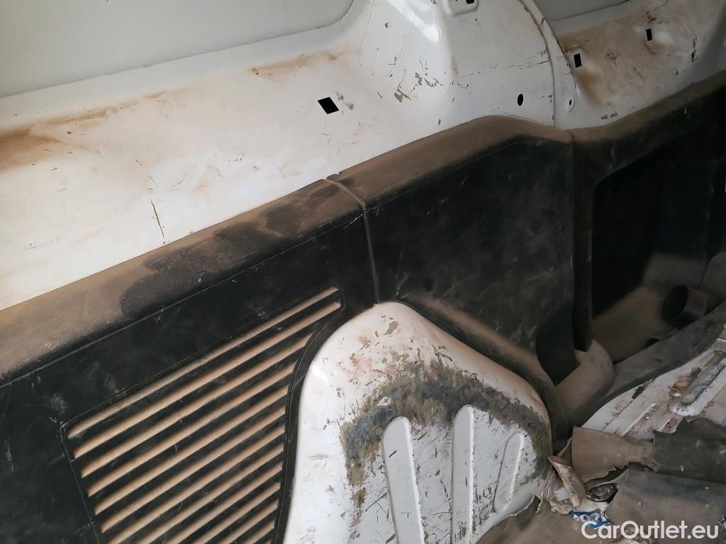  Citroen  Berlingo CITROEN  / 2015 / 3P / furgón derivado de turismo BlueHDi 74KW (100CV) #50