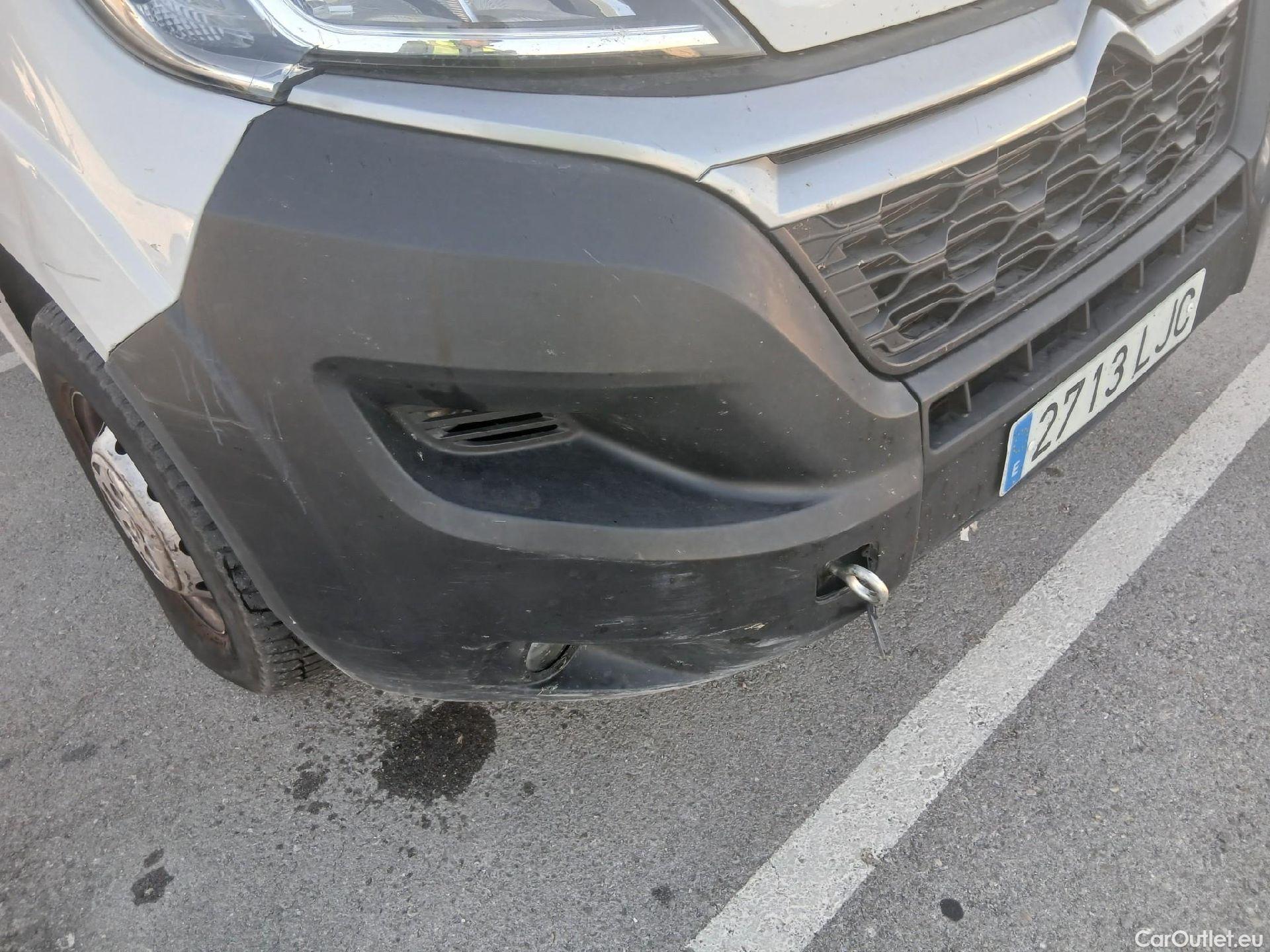  Citroen  Jumper CITROEN  / 2014 / 4P / furgón BlueHDi 88KW (120CV) Furgón 30L1H1 #29