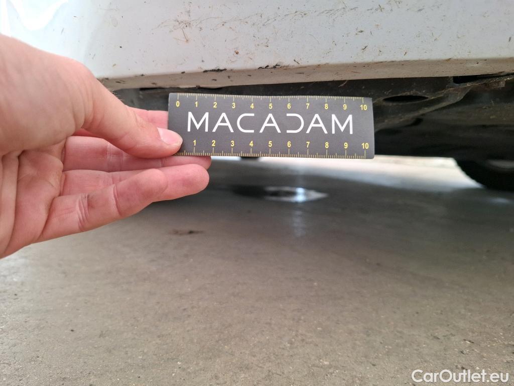 Toyota  Corolla TOYOTA  Touring Sports / 2018 / 5P / Break Hybride 122h Dynamic Business Supp Lomb #28