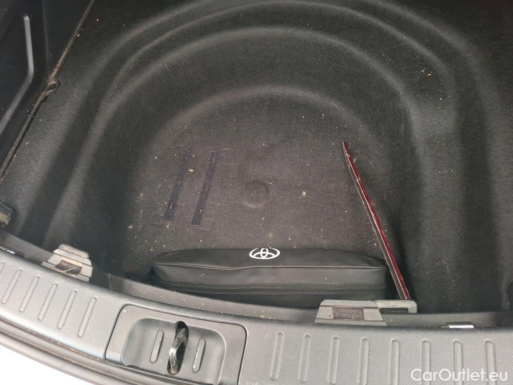 Toyota  Corolla TOYOTA  Touring Sports / 2018 / 5P / Break Hybride 122h Dynamic Business Supp Lomb #6