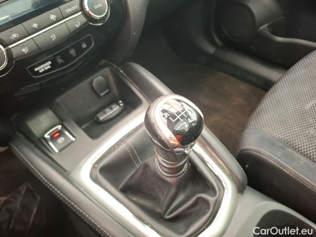 Nissan  Qashqai NISSAN  5p Crossover 1.5 DCI 110 N-CONNECTA #33