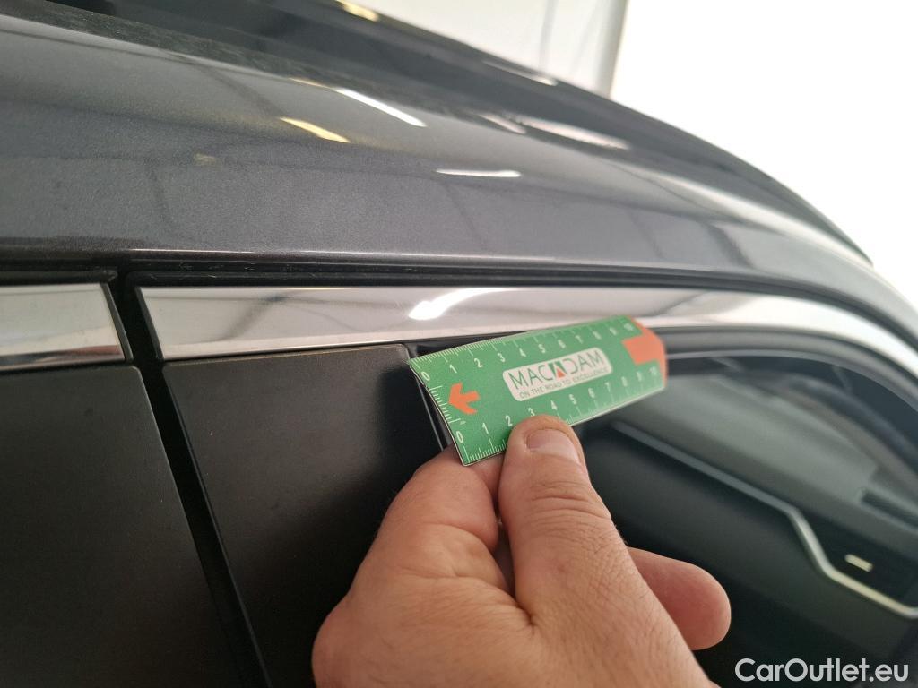 Toyota  RAV4 TOYOTA  Hybride / 2018 / 5P / SUV Hybride 2WD Dynamic Business St Hyb Acad #4