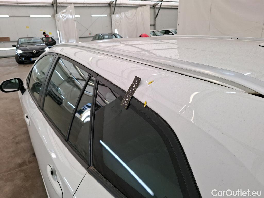 Toyota  Corolla TOYOTA  Touring Sports / 2018 / 5P / Break Hybride 122h Dynamic Business Supp Lomb #3