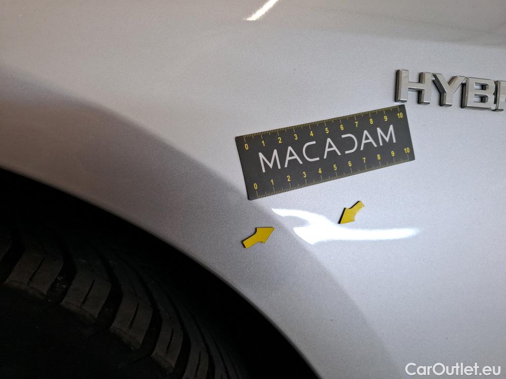 Toyota  Corolla TOYOTA  Touring Sports / 2018 / 5P / Break Hybride 184h Dynamic Business Beyond Zer #61