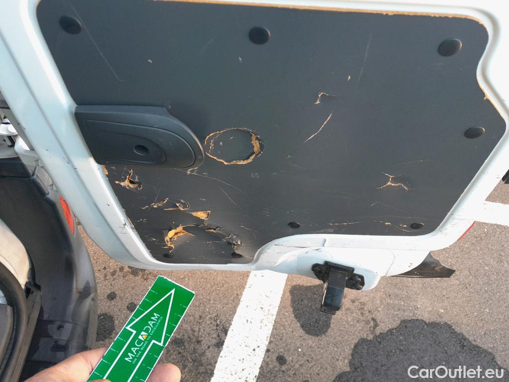  Renault  Kangoo RENAULT  Furgón/2013/4P/furgón derivado de turismo Profesional Maxi 2p dCi 66 kW (90 CV) #57