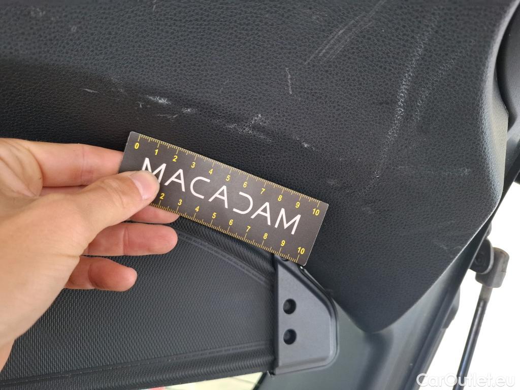 Toyota  Corolla TOYOTA  Touring Sports / 2018 / 5P / Break Hybride 122h Dynamic Business Supp Lomb #33