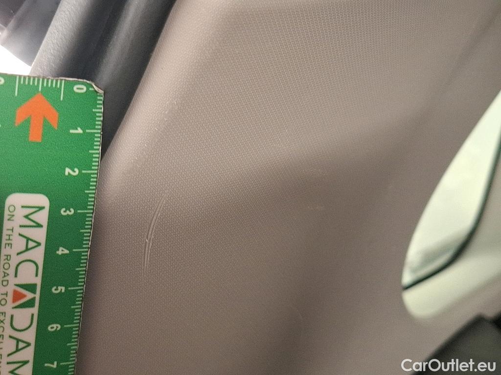 Toyota  RAV4 TOYOTA  Hybride 2018 5P SUV AWD Dynamic Business #8