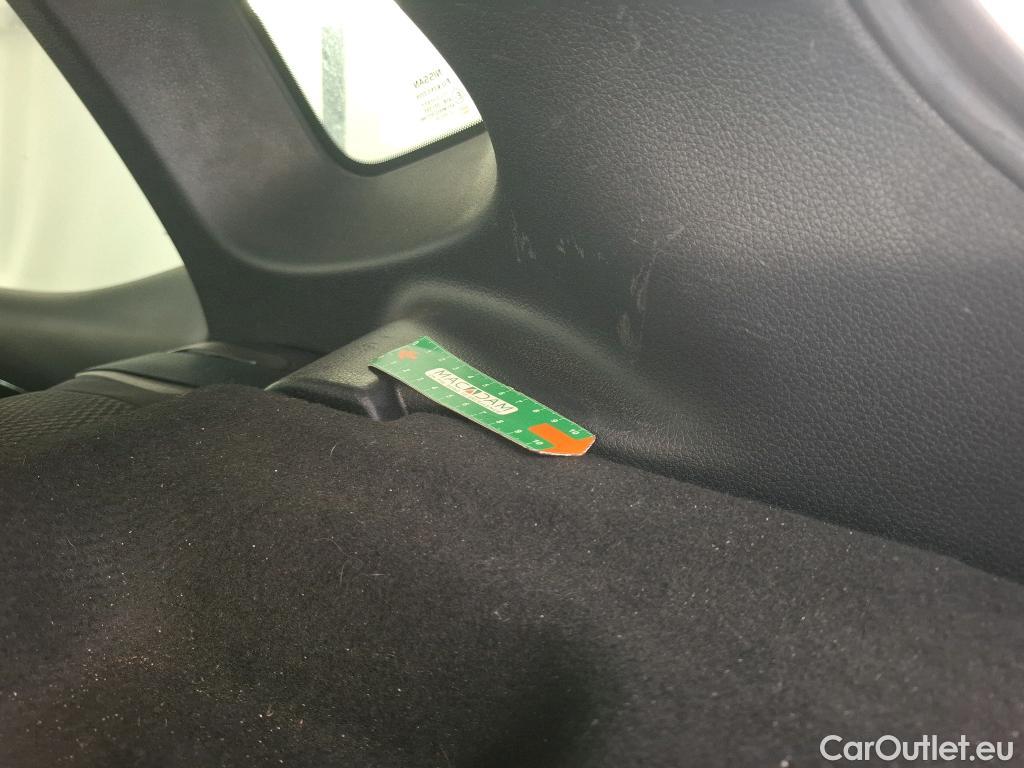 Nissan  Qashqai NISSAN  5p Crossover 1.5 DCI 110 N-CONNECTA #40