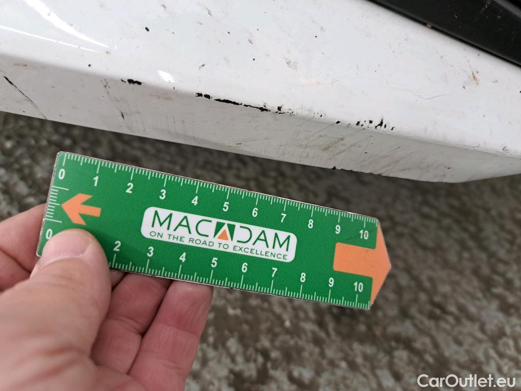 Toyota  Corolla TOYOTA  Touring Sports / 2018 / 5P / Break Hybride 122h Dynamic Business Beyond Zer #3