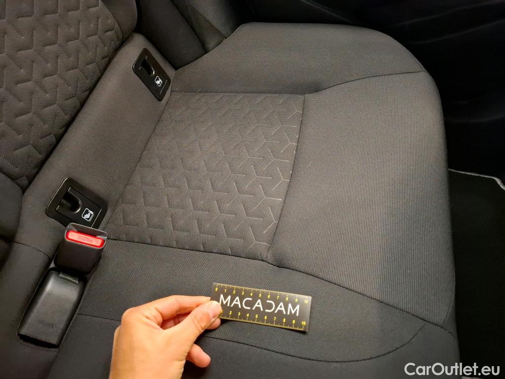 Toyota  Corolla TOYOTA  Touring Sports / 2018 / 5P / Break Hybride 184h Dynamic Business Beyond Zer #81