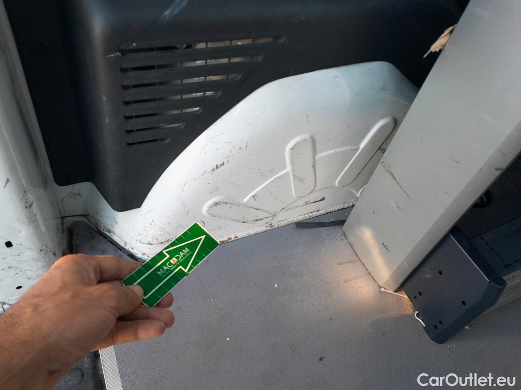  Renault  Kangoo RENAULT  Furgón/2013/4P/furgón derivado de turismo Profesional Maxi 2p dCi 66 kW (90 CV) #22