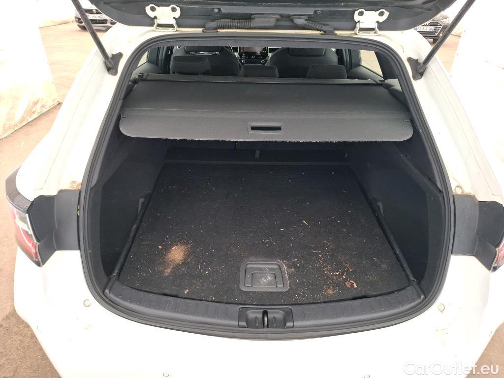 Toyota  Corolla TOYOTA  Touring Sports / 2018 / 5P / Break Hybride 122h Dynamic Business Supp Lomb #10