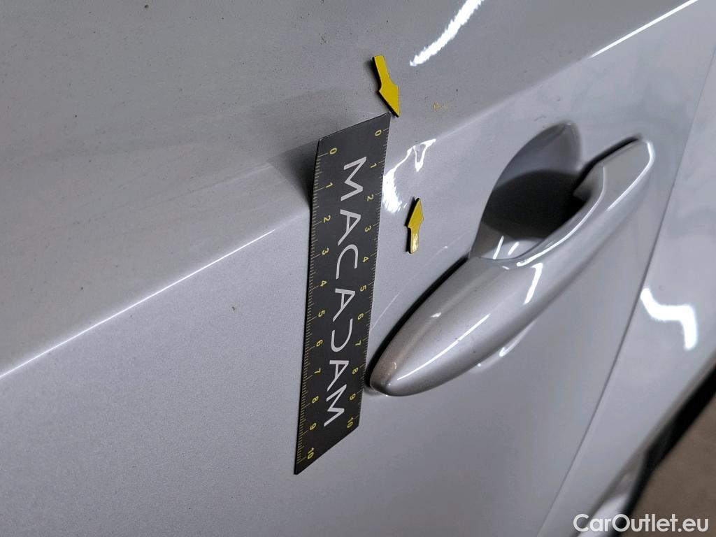 Toyota  Corolla TOYOTA  Touring Sports / 2018 / 5P / Break Hybride 184h Dynamic Business Beyond Zer #72