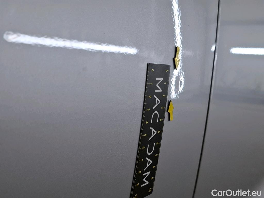 Toyota  Corolla TOYOTA  Touring Sports / 2018 / 5P / Break Hybride 184h Dynamic Business Beyond Zer #68