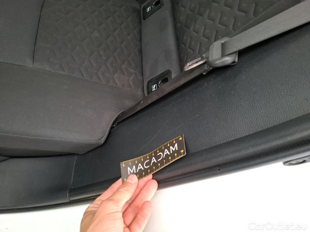 Toyota  Corolla TOYOTA  Touring Sports / 2018 / 5P / Break Hybride 122h Dynamic Business Supp Lomb #20