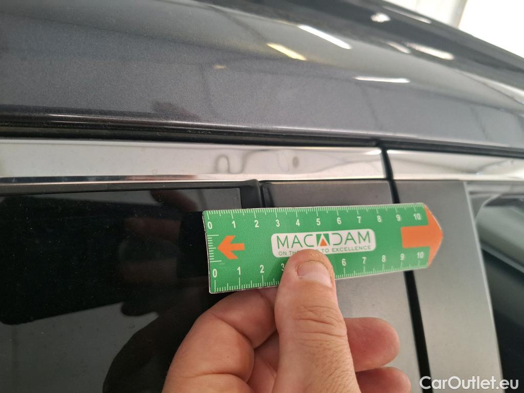 Toyota  RAV4 TOYOTA  Hybride / 2018 / 5P / SUV Hybride 2WD Dynamic Business St Hyb Acad #8