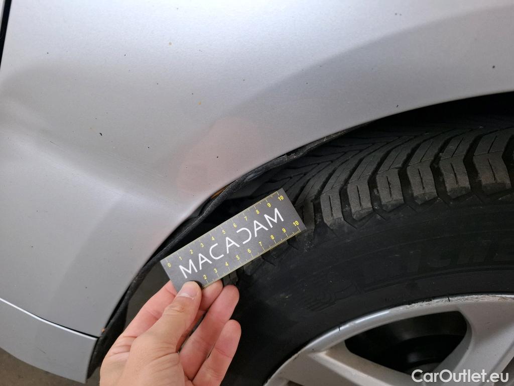 Toyota  Corolla TOYOTA  Touring Sports / 2018 / 5P / Break Hybride 184h Dynamic Business Beyond Zer #88