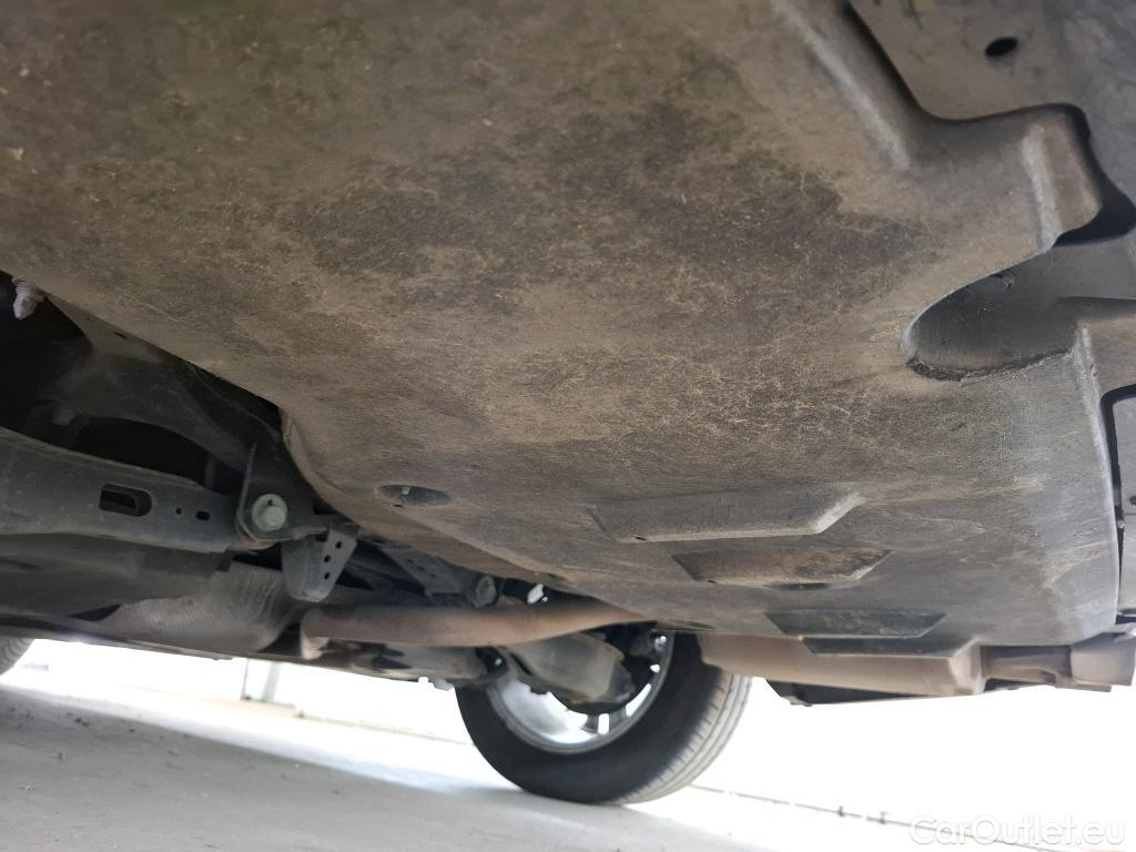 Toyota  Corolla TOYOTA  Touring Sports / 2018 / 5P / Break Hybride 184h Dynamic Business Beyond Zer #76