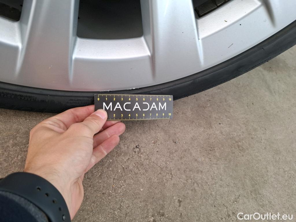 Tesla  Model 3 TESLA  / 2018 / 4P / Berline Grande Autonomie #36