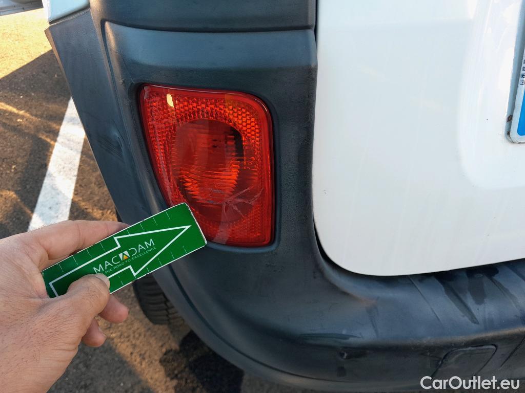  Renault  Kangoo RENAULT  Furgón/2013/4P/furgón derivado de turismo Profesional Maxi 2p dCi 66 kW (90 CV) #37