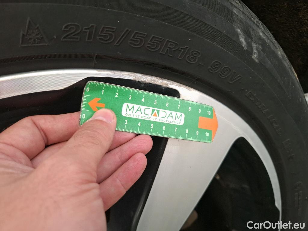 Nissan  Qashqai NISSAN  5p Crossover 1.5 DCI 110 N-CONNECTA #32