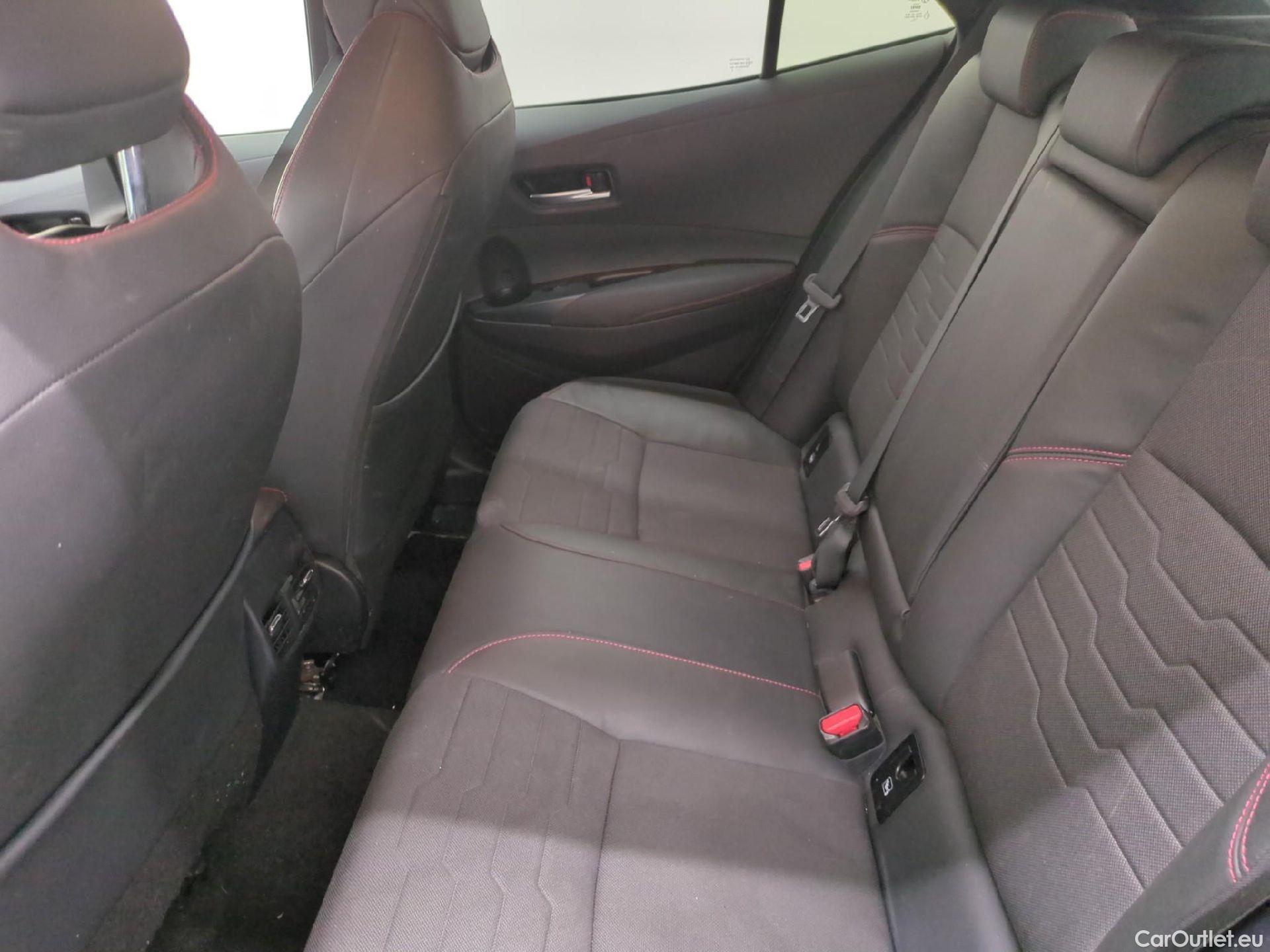 Toyota  Corolla TOYOTA  / 2018 / 5P / Berline Hybride 184h Collection #10