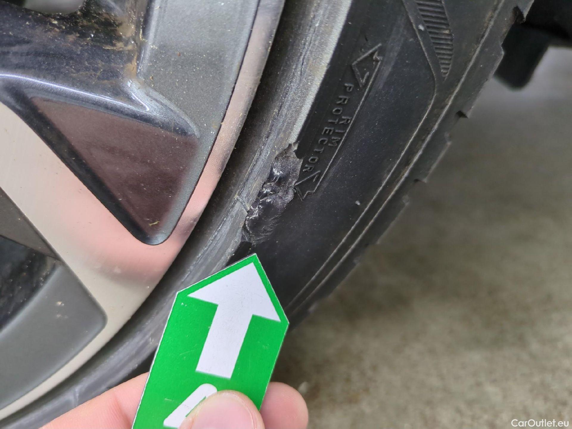 Toyota  Corolla TOYOTA  / 2018 / 5P / Berline Hybride 184h Collection #6