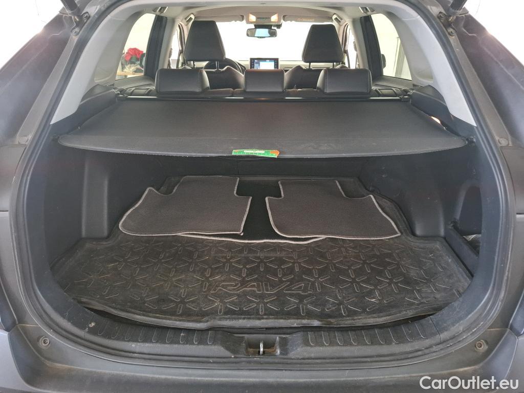 Toyota  RAV4 TOYOTA  Hybride / 2018 / 5P / SUV Hybride 2WD Dynamic Business St Hyb Acad #1