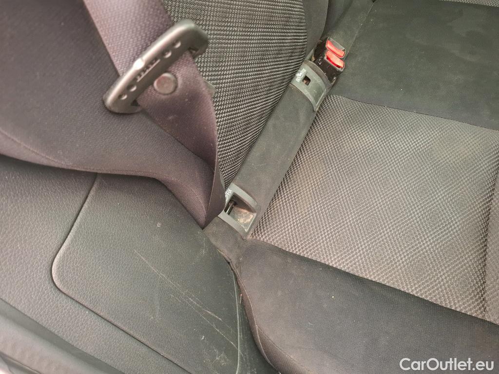 Nissan  Qashqai NISSAN  5p Crossover 1.5 DCI 110 N-CONNECTA #47