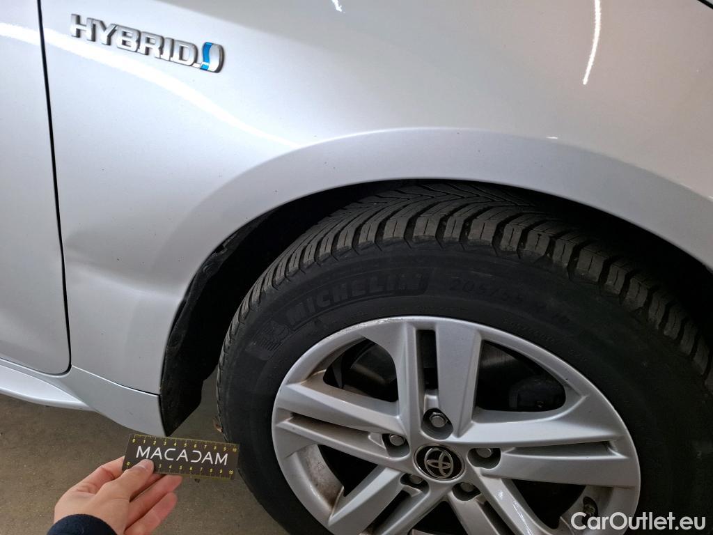 Toyota  Corolla TOYOTA  Touring Sports / 2018 / 5P / Break Hybride 184h Dynamic Business Beyond Zer #87