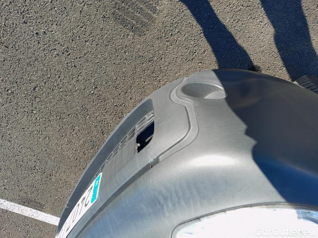  Renault  Kangoo RENAULT  Furgón/2013/4P/furgón derivado de turismo Profesional Maxi 2p dCi 66 kW (90 CV) #52