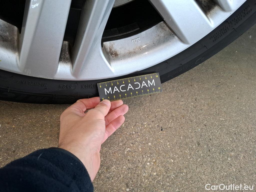 Toyota  Corolla TOYOTA  Touring Sports / 2018 / 5P / Break Hybride 184h Dynamic Business Beyond Zer #41