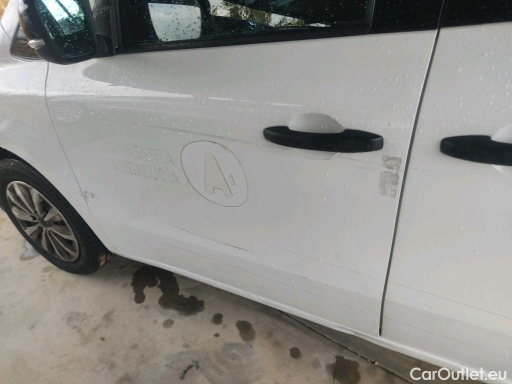 Renault  Kangoo RENAULT  Combi / 2021 / 5P / combi Life Edition One 1.5 Blue dCi 70kW(95CV) (IND)(AC) #20